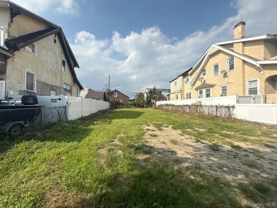 61 E Fulton Street, Long Beach, NY 11561 - #3