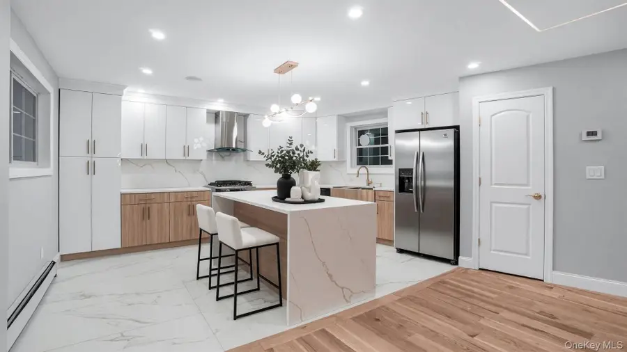 918 Throgs Neck Expwy, Bronx, NY 10465 - #2