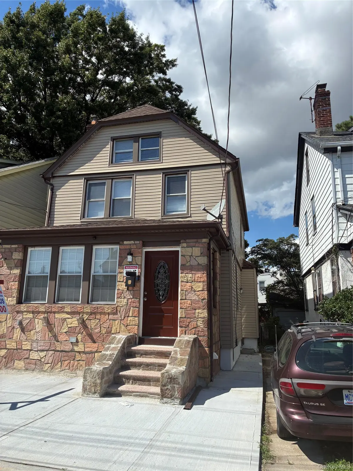 205-15 111th Ave, Saint Albans, NY 11412 - #1