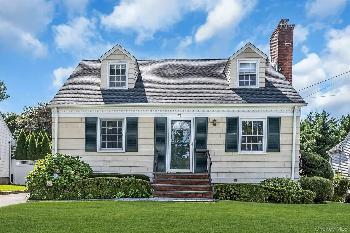 26 Ridge Drive, Manhasset, NY 11030 - #1