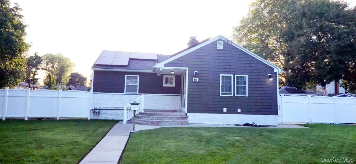 86 Washington Avenue, Brentwood, NY 11717 - #1