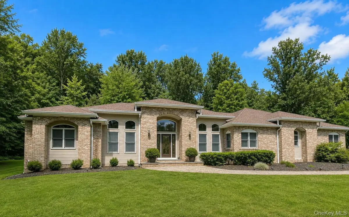 6 Marycrest Road, West Nyack, NY 10994 - #1