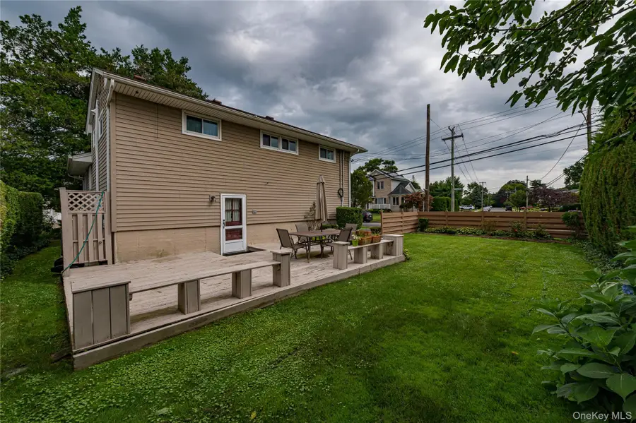 14 Westmoreland Road, Hicksville, NY 11801 - #3
