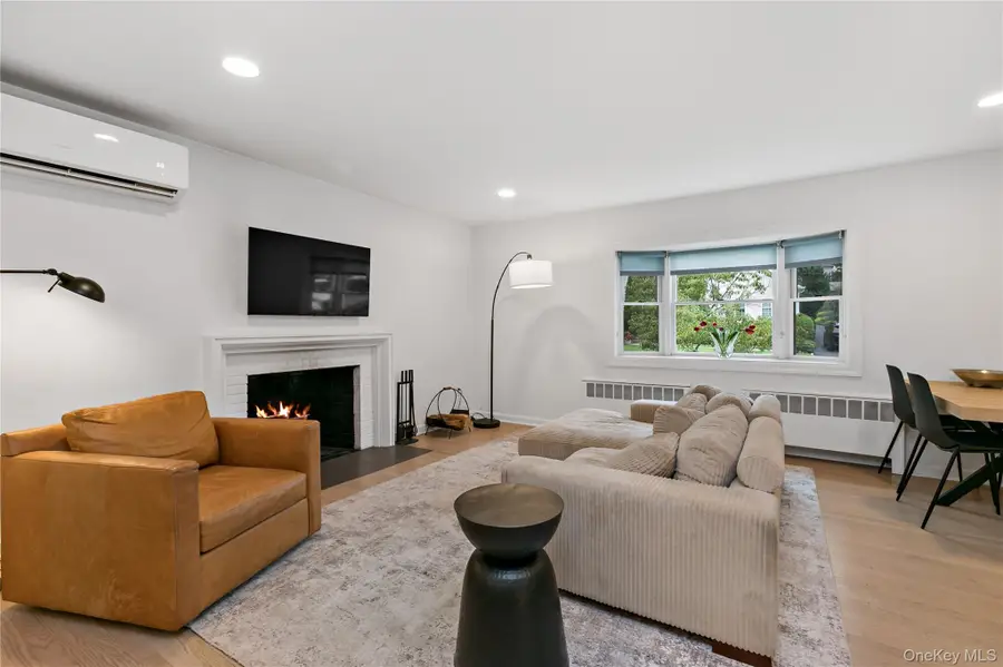 16 Brook Street, Mount Kisco, NY 10549 - #2