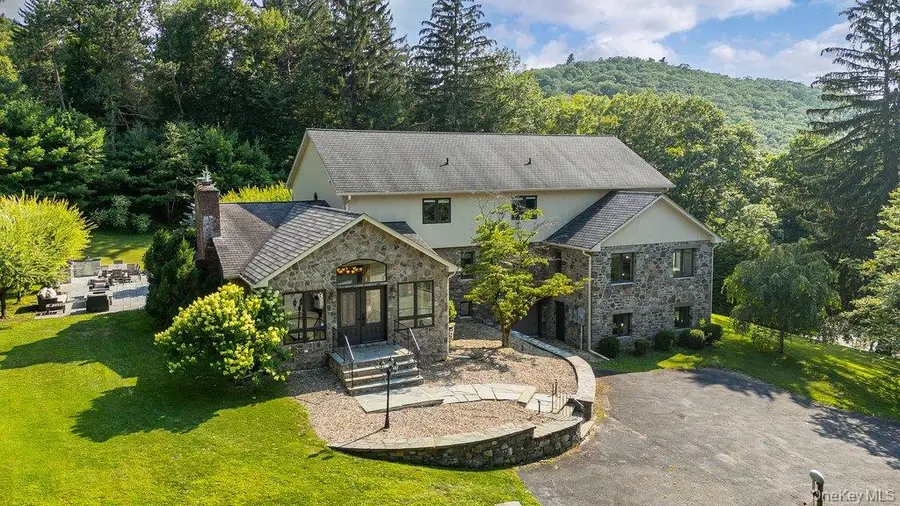 237 Mineral Springs Road, Highland Mills, NY 10930 - #2