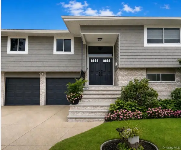 2054 Whalen Avenue, Merrick, NY 11566