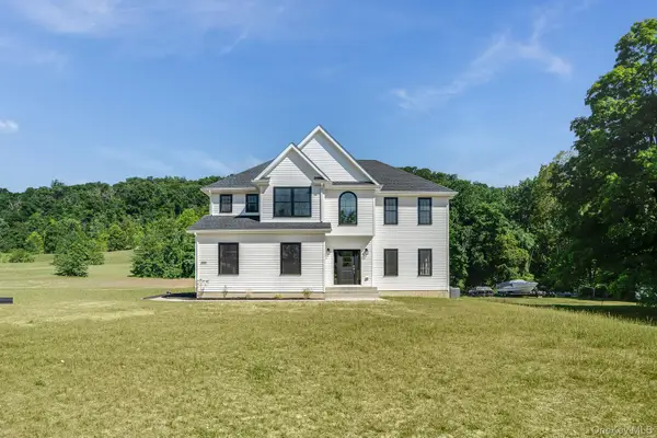 40 Beaver Road, Lagrangeville, NY 12540