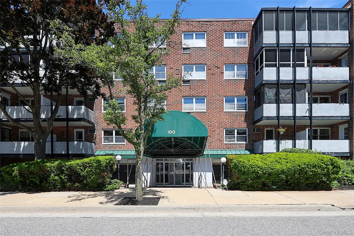 100 Lincoln Avenue #3D, Mineola, NY 11501 - #1