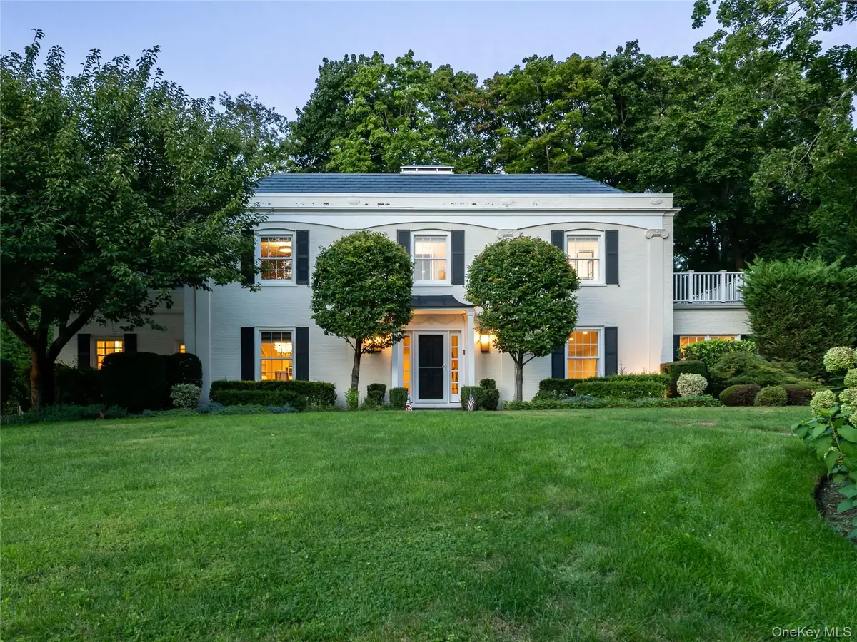 140 Remington Road, Manhasset, NY 11030 - #1