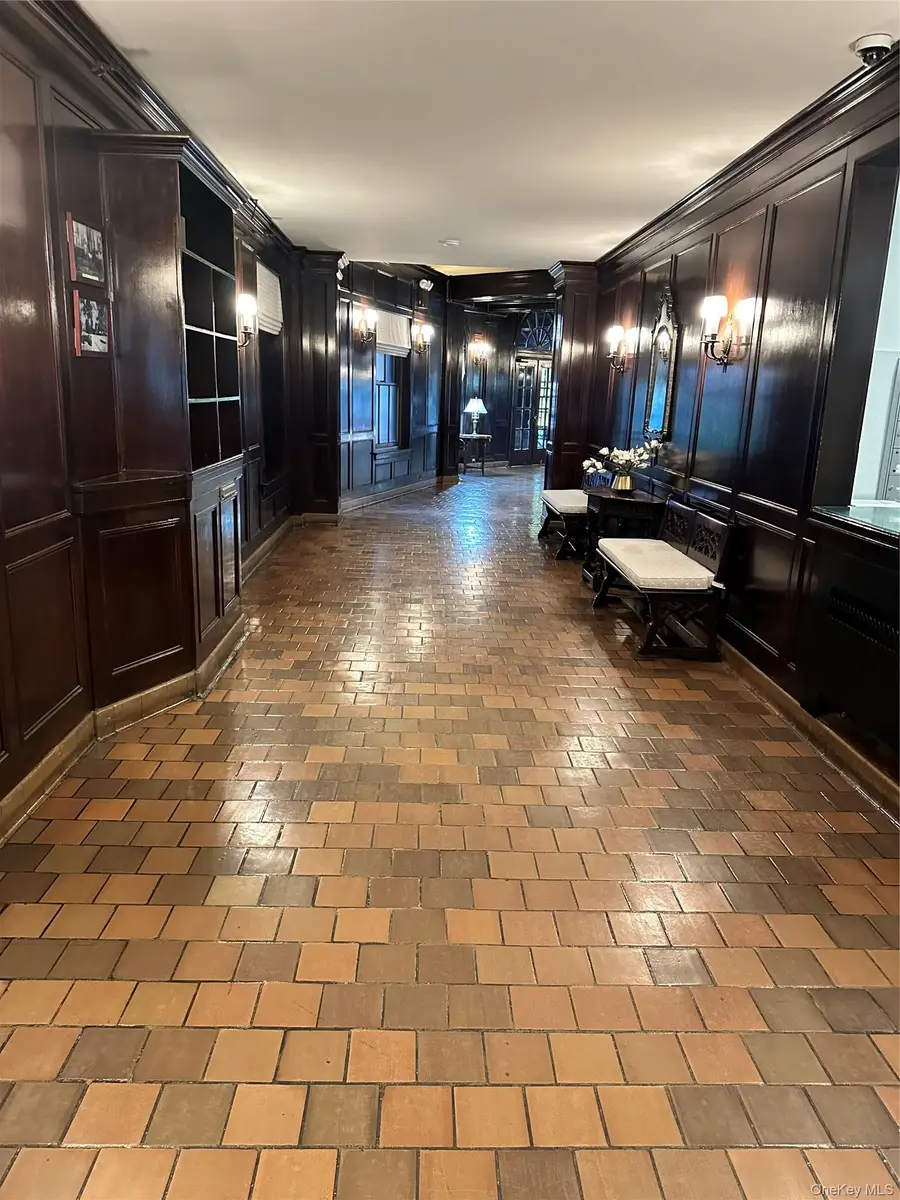 8 Barstow Road #6K, Great Neck, NY 11021 - #3