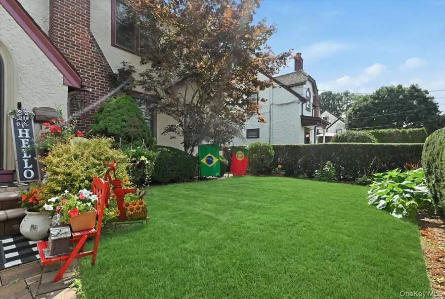 227 Sycamore Street, West Hempstead, NY 11552 - #2