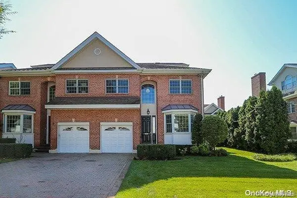 4a Nassau Drive, Great Neck, NY 11021 - #1