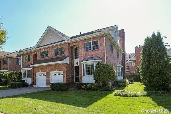 4a Nassau Drive, Great Neck, NY 11021 - #2