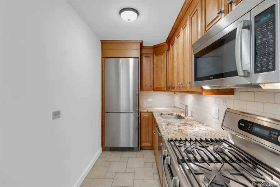 345 E 93rd Street #4K, New York, NY 10128 - #3