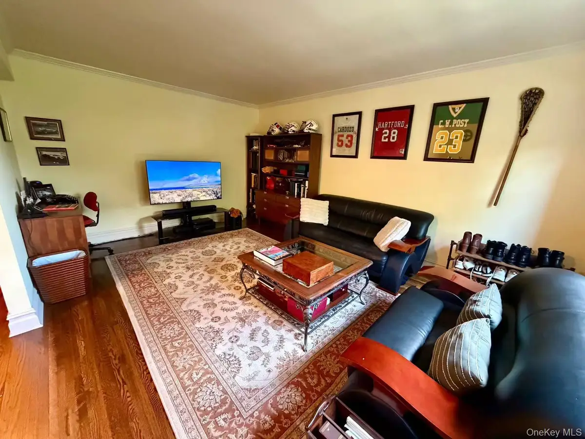 211-05 75th Ave #3D, Bayside, NY 11364 - #1