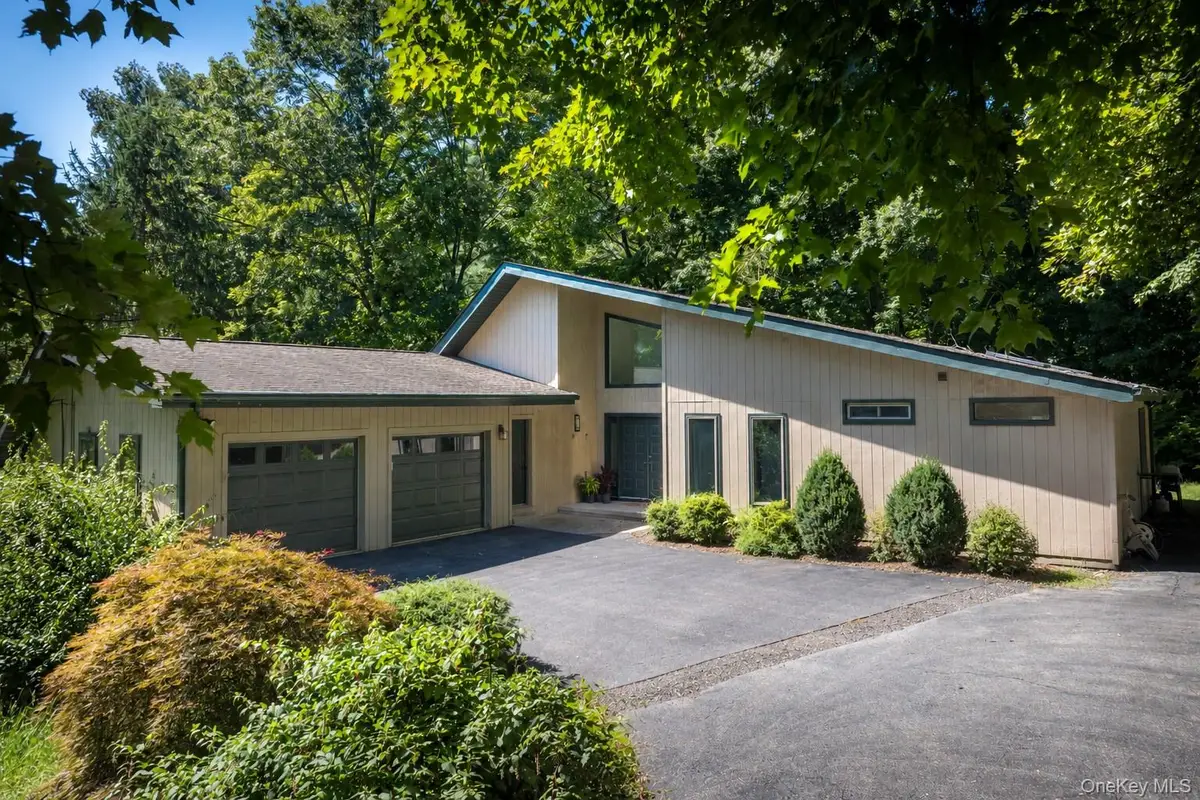 14 Luty Drive, Hyde Park, NY 12538 - #1