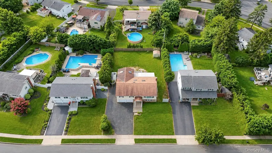 18 Dexter Lane, Kings Park, NY 11754 - #2