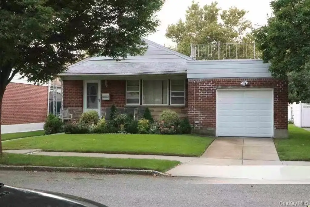 Address Withheld By Seller, Fresh Meadows, NY 11365 - #1