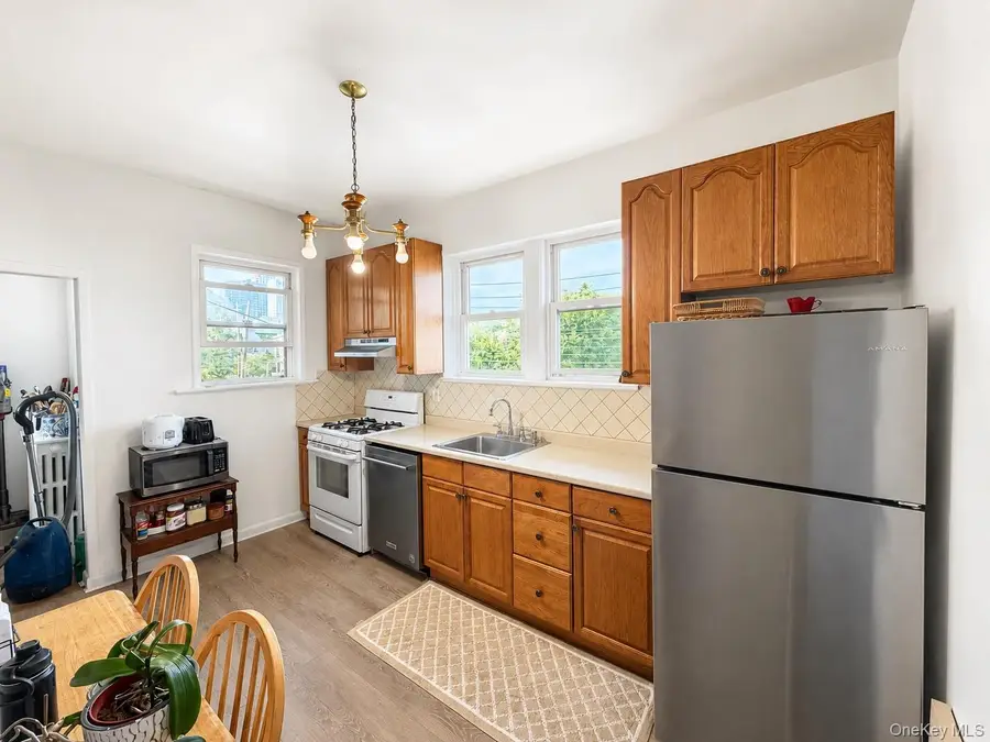 1 Davis Avenue, New Rochelle, NY 10805 - #2