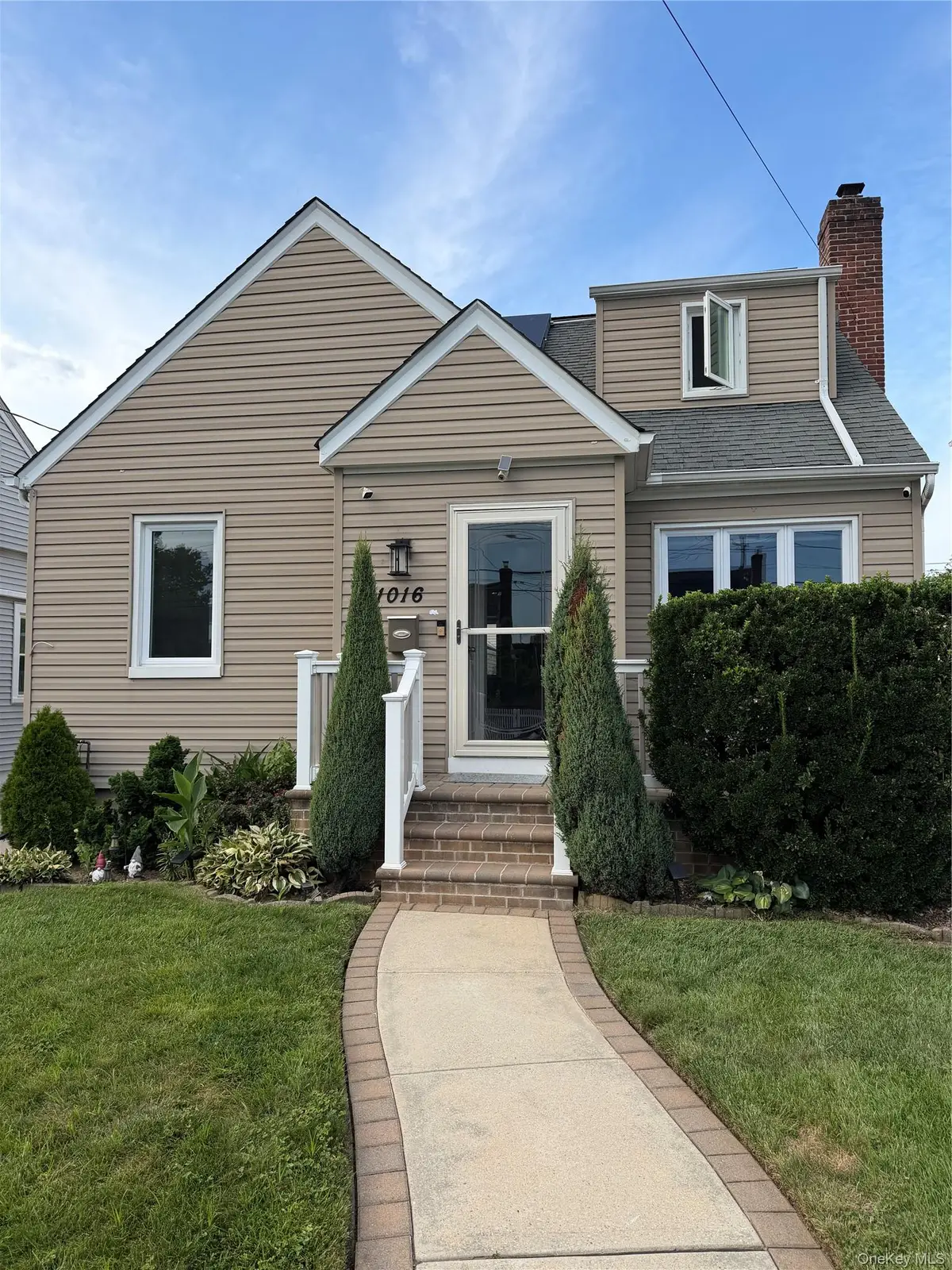 1016 Theodora Street, Franklin Square, NY 11010 - #1