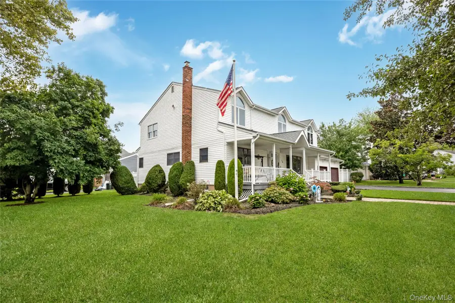 14 Arthur Street, Farmingdale, NY 11735 - #2