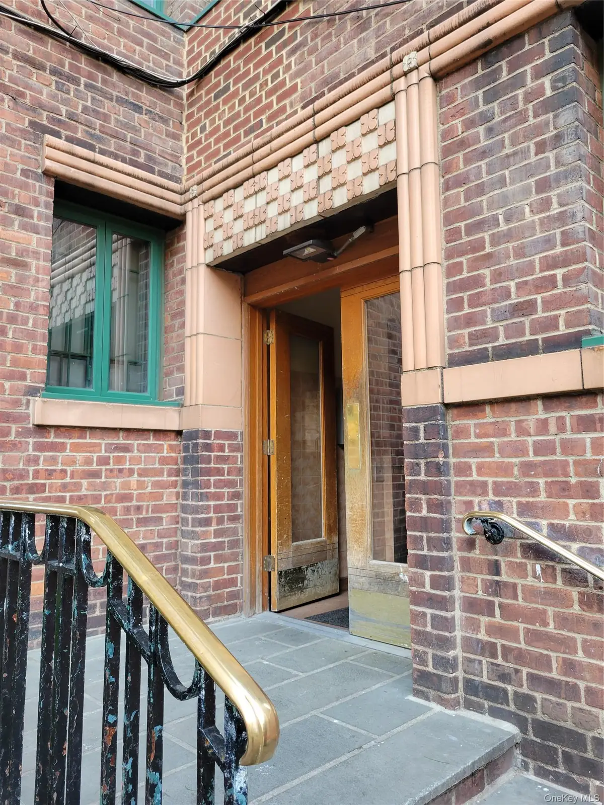 1503 Metropolitan Avenue #2F, Bronx, NY 10462 - #1