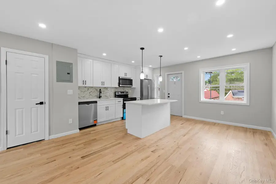 4067 Baychester Avenue, Bronx, NY 10466 - #3