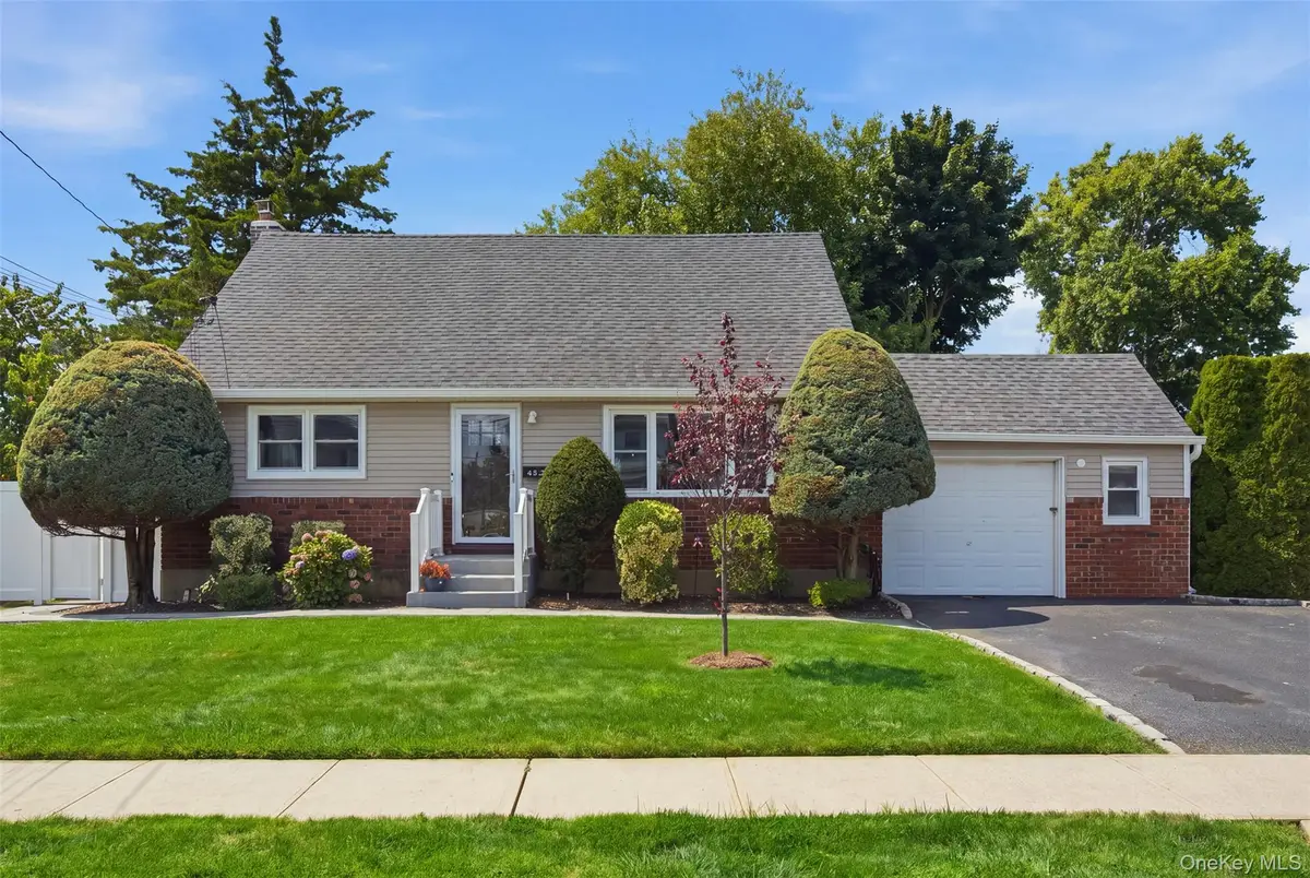 430 Hilda Street, East Meadow, NY 11554 - #1