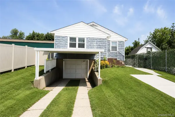 3895 Amboy Road, Staten Island, NY 10308