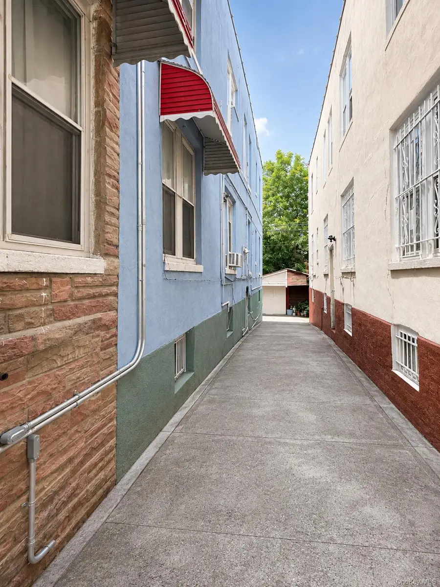 1255 Elder Avenue, Bronx, NY 10472 - #2