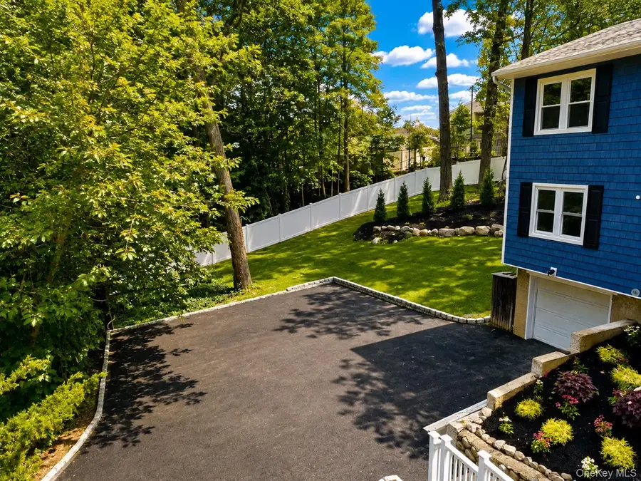 32 & 34 Oakwood Road, Huntington, NY 11743 - #3