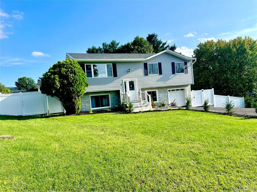 4 Liberty Court, Washingtonville, NY 10992 - #2