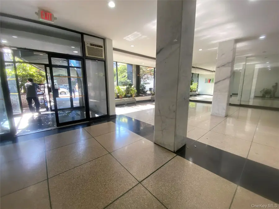 41-25 Kissena Boulevard #2S, Flushing, NY 11355 - #3