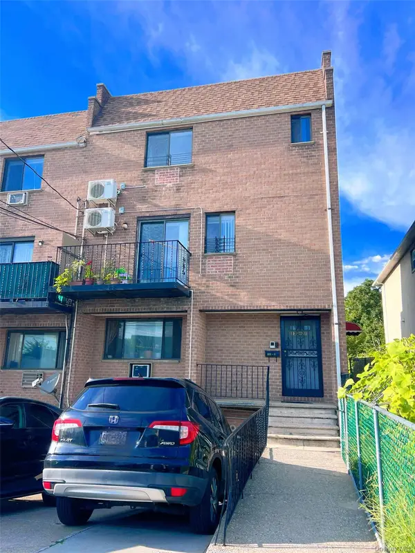 122-11 26th Avenue, Flushing, NY 11354