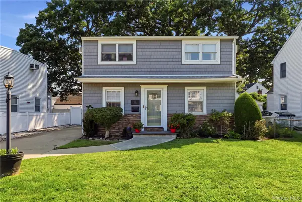 205 Stuart Road, Valley Stream, NY 11581