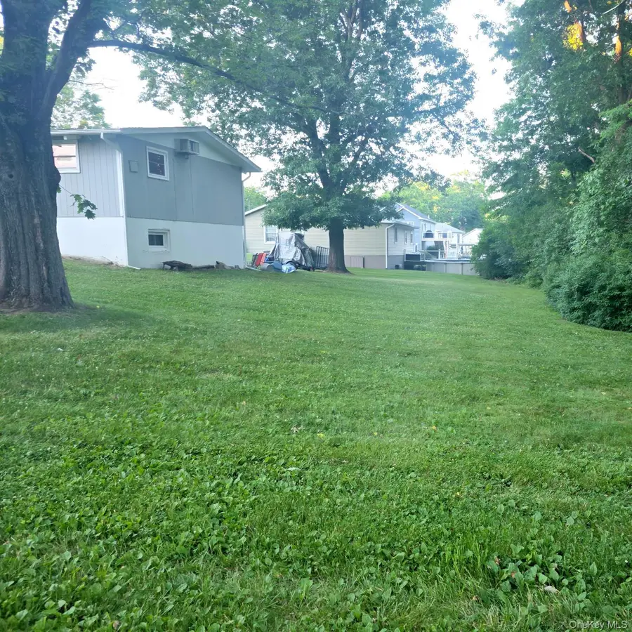 11 Laurie Lane, Newburgh, NY 12550 - #2