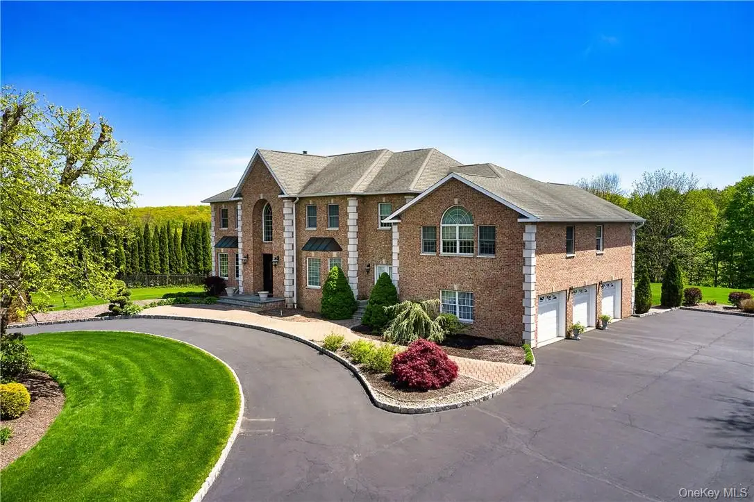 17 Constitution Court, Tuxedo Park, NY 10987 - #1