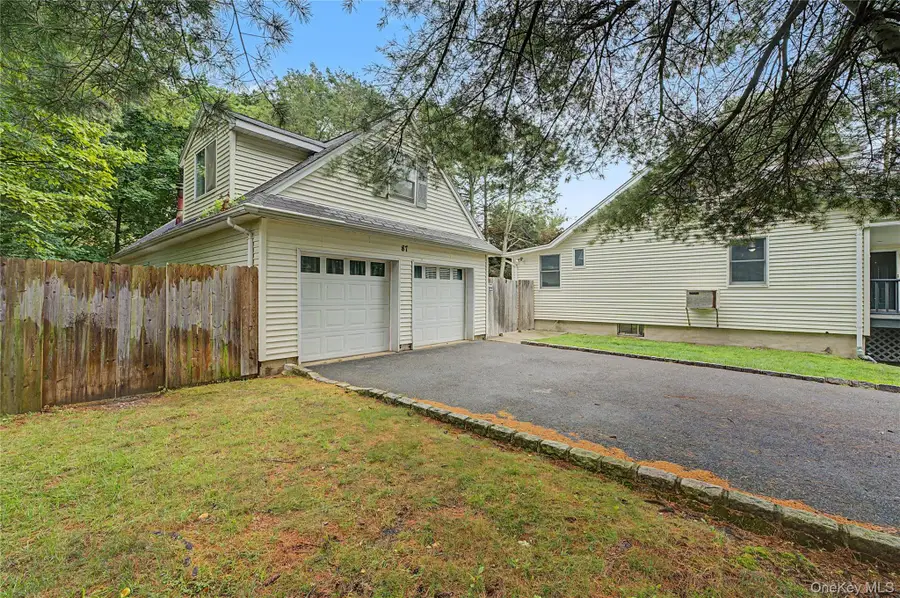 87 Daly Road, East Northport, NY 11731 - #3