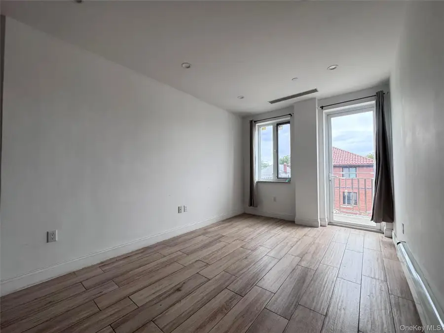 136-20 Booth Memorial Avenue #3A, Flushing, NY 11355 - #2