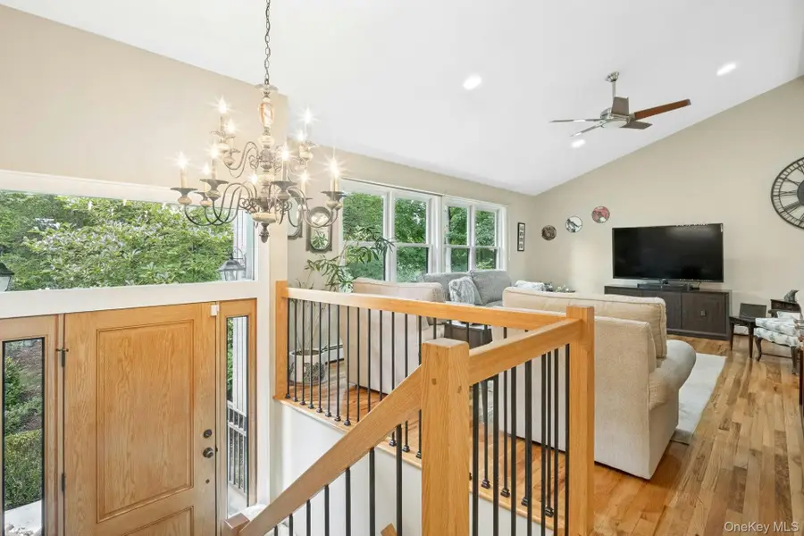 2 Lakeview Avenue W, Cortlandt Manor, NY 10567 - #2