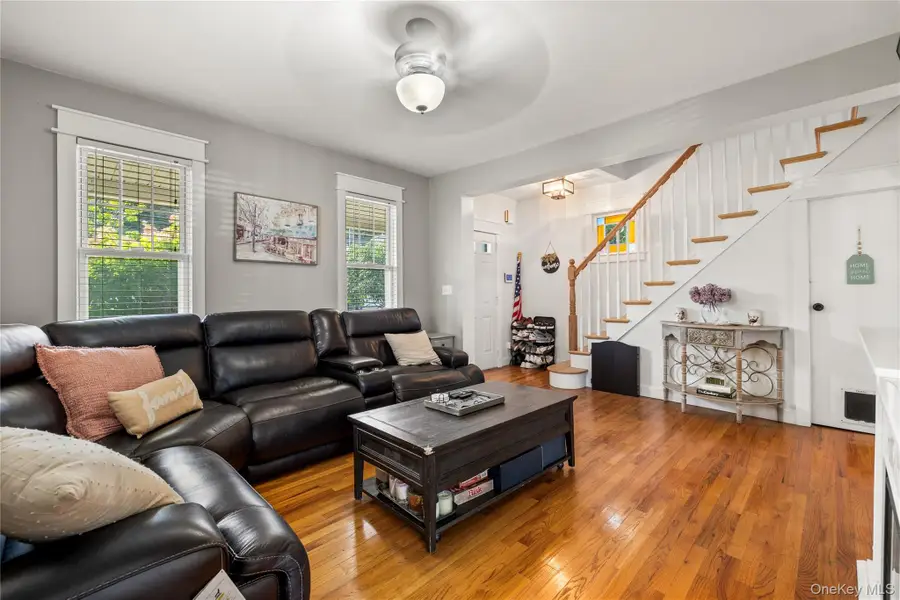 1967 Oakland Avenue, Wantagh, NY 11793 - #2