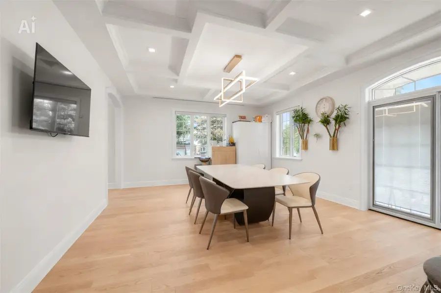 Address Withheld By Seller, Queens Village, NY 11427 - #3