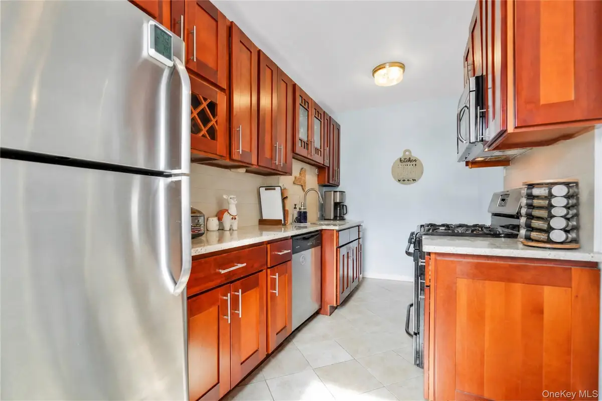 67-35 Yellowstone Boulevard #4P, Forest Hills, NY 11375 - #1