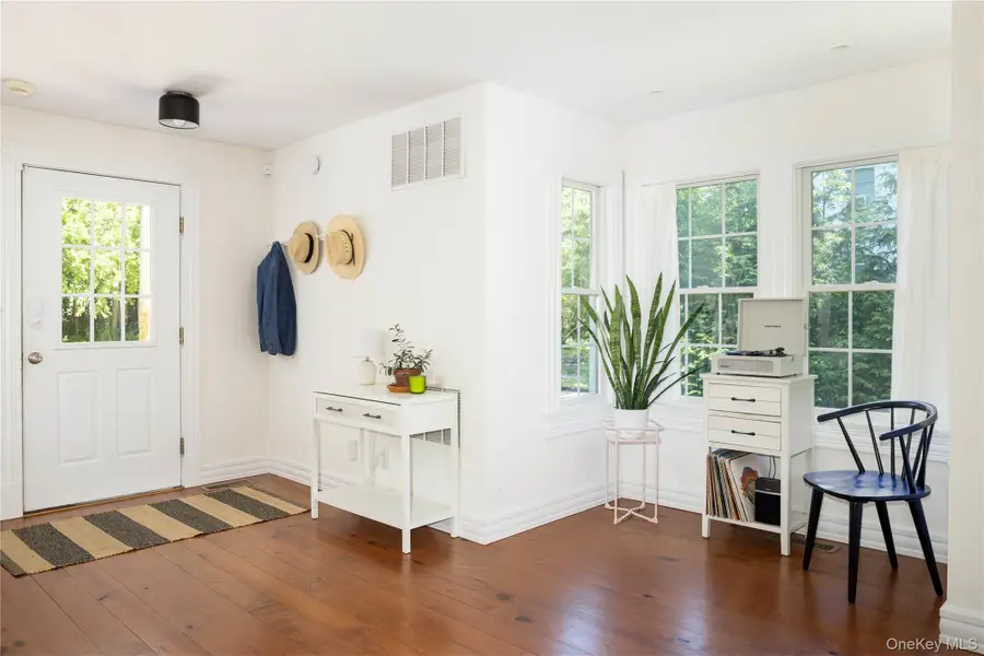 185 Maiden Lane, Mattituck, NY 11952 - #2