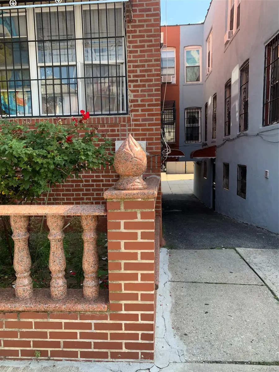 1958 Gleason Avenue, Bronx, NY 10472 - #3
