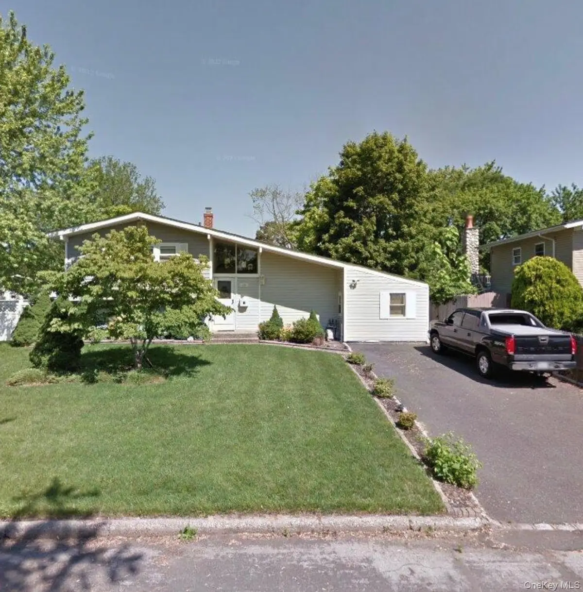 128 W Court Drive, Centereach, NY 11720 - #1