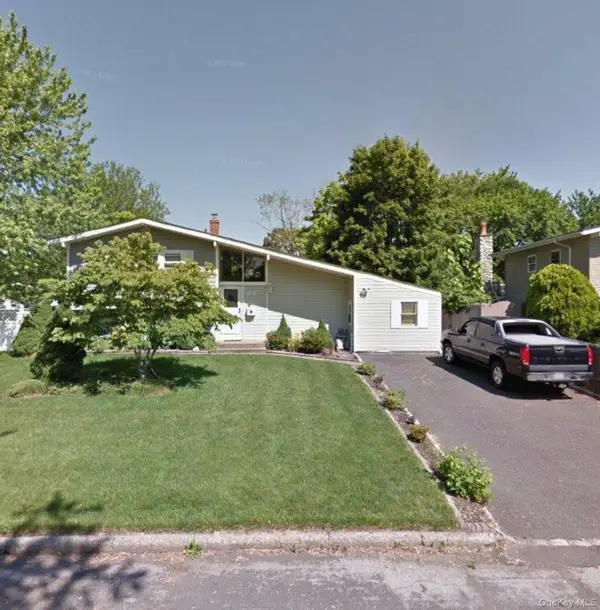 128 W Court Drive, Centereach, NY 11720