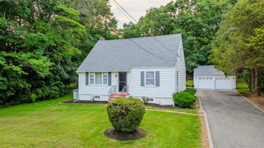 99 Warner Road, Huntington, NY 11743 - #2