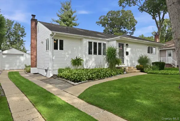 1471 Beech Lane, East Meadow, NY 11554