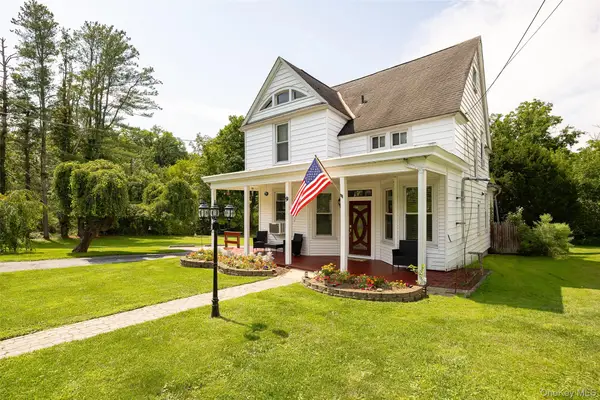 9 Hughes Avenue, Staatsburg, NY 12580